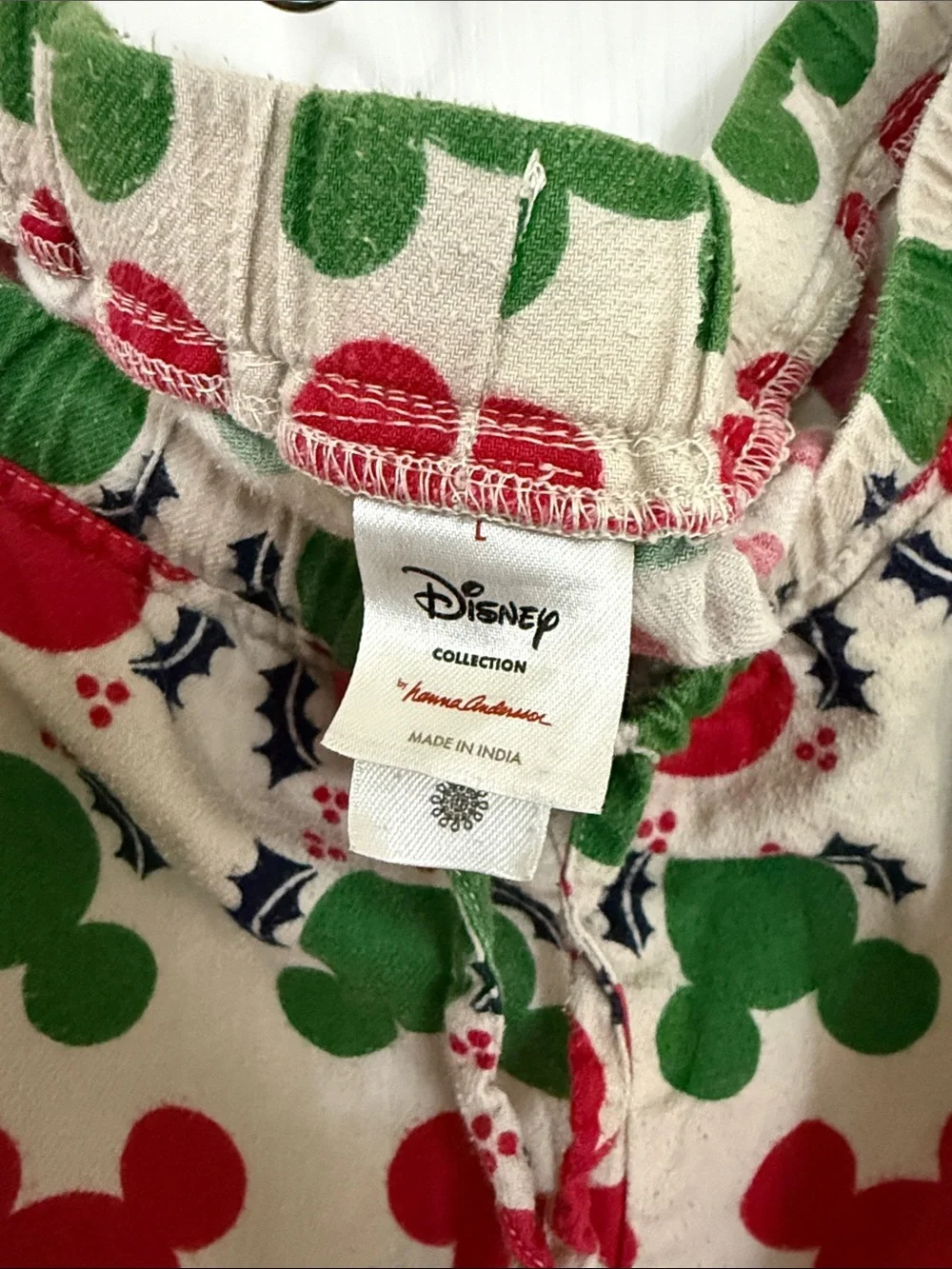 Hanna Andersson Disney Collection Cream Pajama Pants Red & Green Mickey Mouse